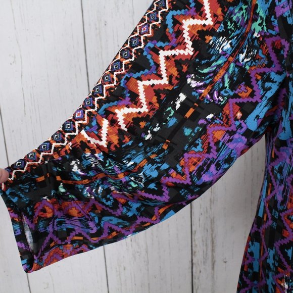 Laundry by Shelli Segal Retro Geometric Long Sleeve Shift Dress 4 - Picture 4 of 10